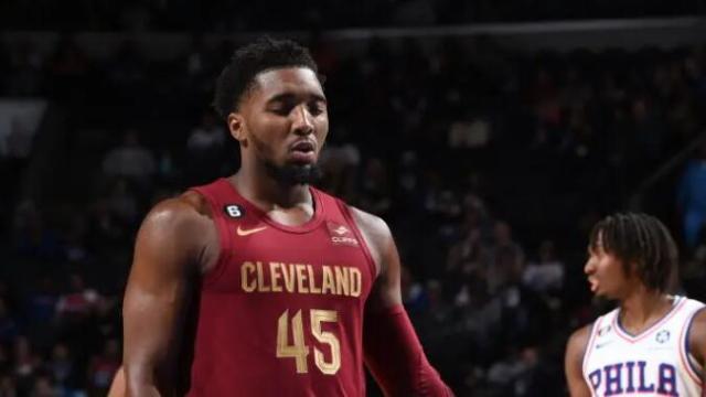 手机游戏排行榜-米切尔阿伦挡拆！骑士打造进攻新招牌