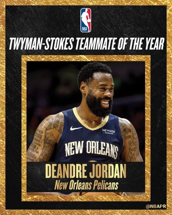 好玩的手机游戏大全-NBA官方：37岁小乔丹获年度最佳队友奖 8分优势险胜霍勒迪